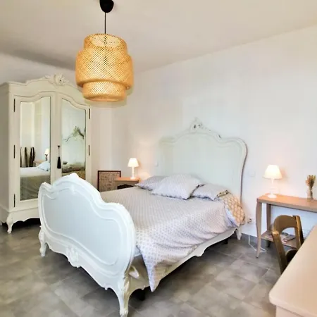 2 Bedroom Cozy In Holiday home *